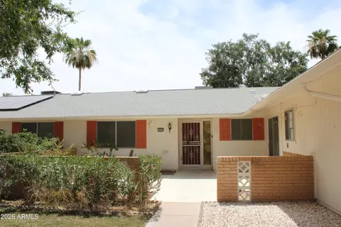 10207 W Kingswood Cir, Sun City, AZ 85351