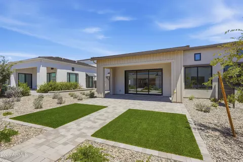 Exterior - 2733 E Derringer Ct, Gilbert, AZ 85297 photo 8 of 10