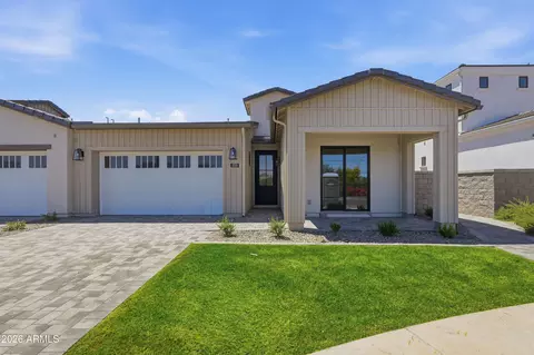 2733 E Derringer Ct, Gilbert, AZ 85297