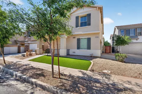 4142 E Gail Dr, Gilbert, AZ 85296 photo 5