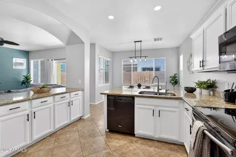4142 E Gail Dr, Gilbert, AZ 85296 photo 17