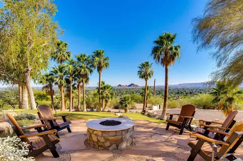 5654 E Mesquite Ln, Phoenix, AZ 85018 photo 1