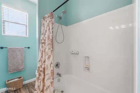 Bath - 6964 E Grandview St, Mesa, AZ 85207 photo 7 of 8