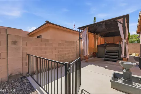 Exterior - 6964 E Grandview St, Mesa, AZ 85207 photo 4 of 10