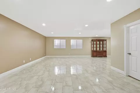 Living - 6964 E Grandview St, Mesa, AZ 85207 photo 5 of 7