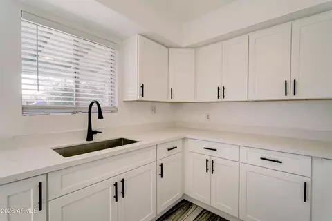 Kitchen - 1880 S Coconino Dr, Apache Junction, AZ 85120 photo 1 of 3