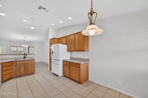 Kitchen - 11464 E Monterey Ave, Mesa, AZ 85209 photo 4 of 4