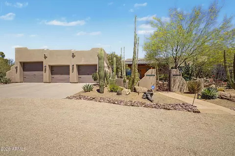 30821 N Rancho Tierra Dr, Cave Creek, AZ 85331