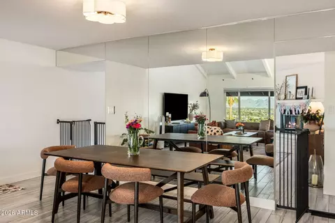 Dining - 1917 E Karen Dr, Phoenix, AZ 85022 photo 2 of 2