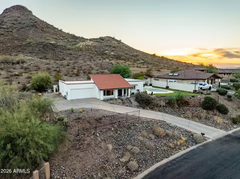 View/Area - 1917 E Karen Dr, Phoenix, AZ 85022 photo 2 of 7