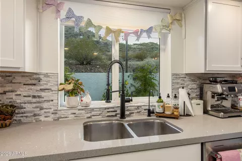 Kitchen - 1917 E Karen Dr, Phoenix, AZ 85022 photo 5 of 5