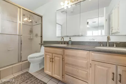 Bath - 5001 E Flower St, Phoenix, AZ 85018 photo 1 of 3