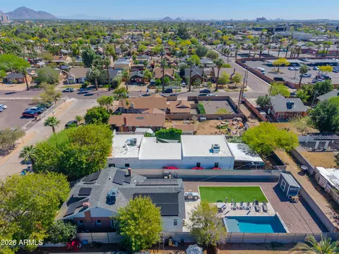 View/Area - 933 E Granada Rd, Phoenix, AZ 85006 photo 2 of 6