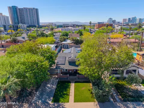 View/Area - 933 E Granada Rd, Phoenix, AZ 85006 photo 1 of 6