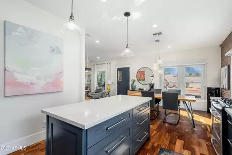 Kitchen - 933 E Granada Rd, Phoenix, AZ 85006 photo 5 of 5