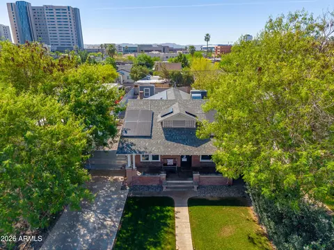 Exterior - 933 E Granada Rd, Phoenix, AZ 85006 photo 13 of 14