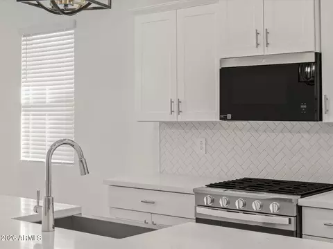17872 W Washington St, Goodyear, AZ 85338