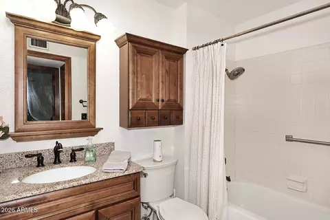 Bath - 310 E Breckenridge Way, Gilbert, AZ 85234 photo 1 of 5
