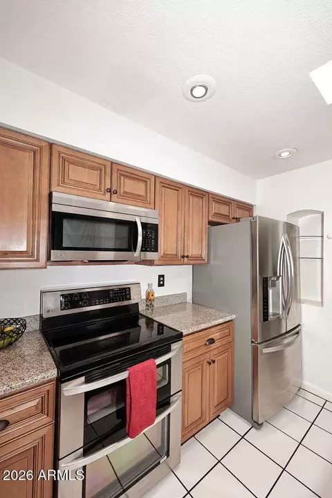 Kitchen - 310 E Breckenridge Way, Gilbert, AZ 85234 photo 4 of 4