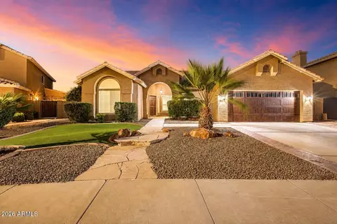 407 W Sagebrush St, Gilbert, AZ 85233