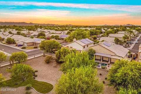 5225 W Del Rio St, Chandler, AZ 85226