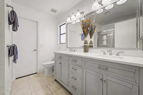 Bath - 1510 E Mineral Rd, Gilbert, AZ 85234 photo 2 of 2