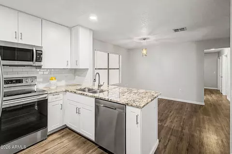 Kitchen - 1510 E Mineral Rd, Gilbert, AZ 85234 photo 1 of 2