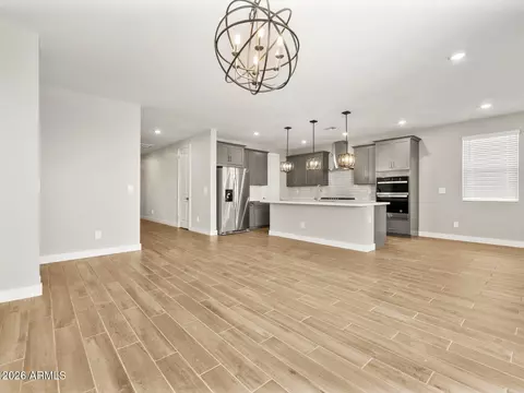 Living - 334 W Flatiron Trl, Apache Junction, AZ 85120 photo 2 of 5
