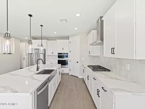 309 W Rock Needle Trl, Apache Junction, AZ 85120