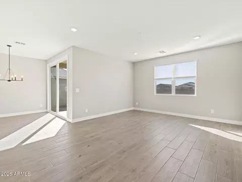 Living - 309 W Rock Needle Trl, Apache Junction, AZ 85120 photo 6 of 7