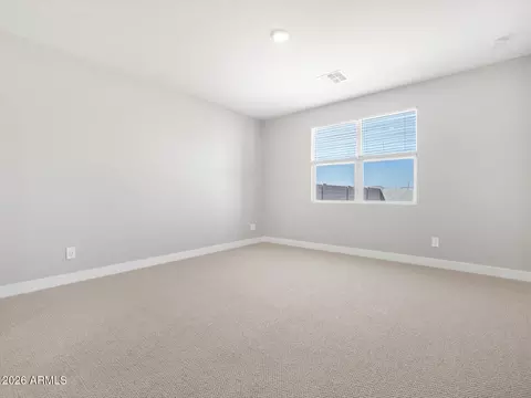 Bedroom - 325 W Rock Needle Trl, Apache Junction, AZ 85120 photo 7 of 8