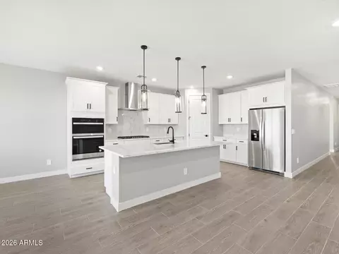 325 W Rock Needle Trl, Apache Junction, AZ 85120