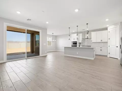 Living - 325 W Rock Needle Trl, Apache Junction, AZ 85120 photo 2 of 5