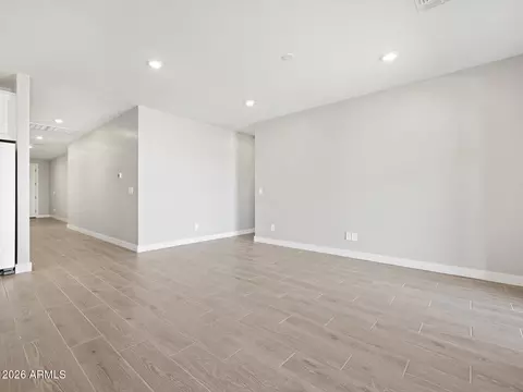Living - 325 W Rock Needle Trl, Apache Junction, AZ 85120 photo 3 of 5