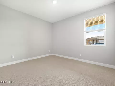 Bedroom - 325 W Rock Needle Trl, Apache Junction, AZ 85120 photo 2 of 8