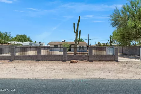 10417 E Boulder Dr, Apache Junction, AZ 85120