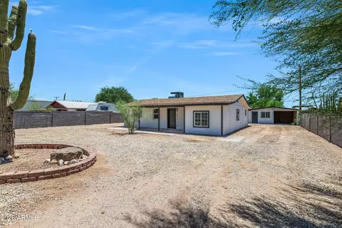 Exterior - 10417 E Boulder Dr, Apache Junction, AZ 85120 photo 1 of 5
