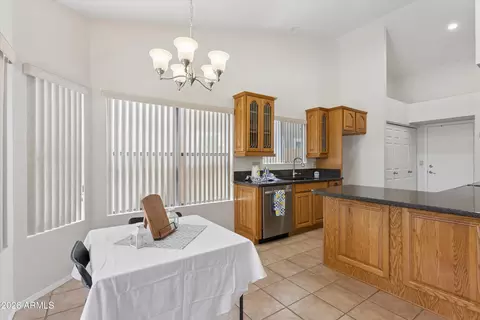 Kitchen - 2743 E Cathedral Rock Dr, Phoenix, AZ 85048 photo 6 of 6