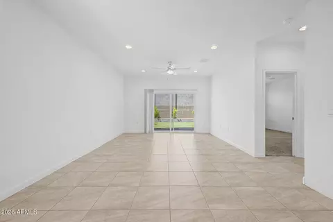 Living - 1816 W Sombra Ave, Apache Junction, AZ 85120 photo 1 of 3