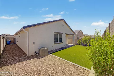 Exterior - 1816 W Sombra Ave, Apache Junction, AZ 85120 photo 4 of 8
