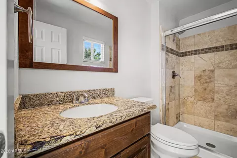 Bath - 3948 E Hillery Dr, Phoenix, AZ 85032 photo 1 of 2