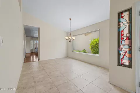 Dining - 4606 E Shomi St, Phoenix, AZ 85044 photo 1 of 3