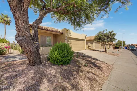 Exterior - 4606 E Shomi St, Phoenix, AZ 85044 photo 3 of 4