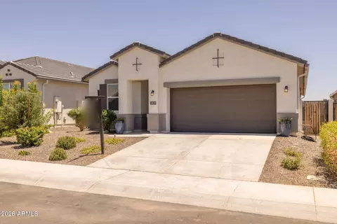2421 W Sable Ave, Apache Junction, AZ 85120