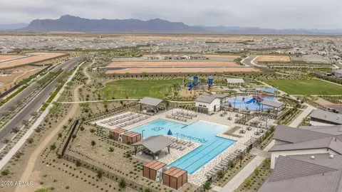 View/Area - 2421 W Sable Ave, Apache Junction, AZ 85120 photo 2 of 6