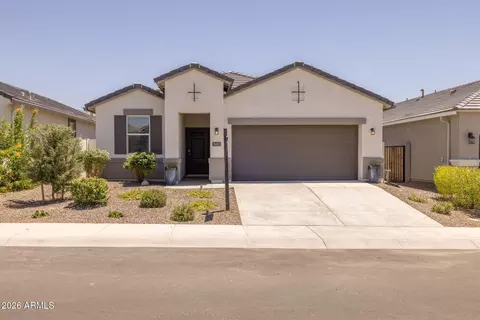 Exterior - 2421 W Sable Ave, Apache Junction, AZ 85120 photo 2 of 7