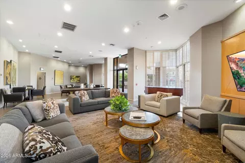 Living - 1040 E Osborn Rd #803, Phoenix, AZ 85014 photo 9 of 9