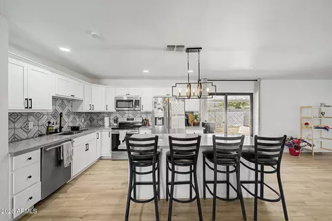 1010 W 13th St, Tempe, AZ 85281