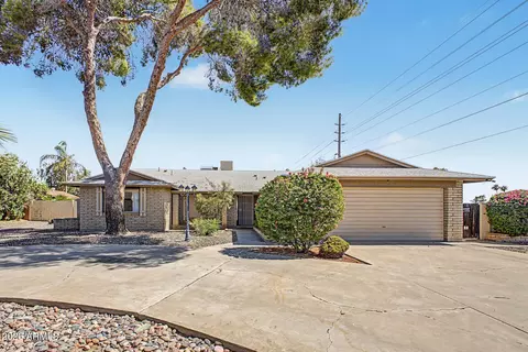 3039 W Morrow Dr, Phoenix, AZ 85027