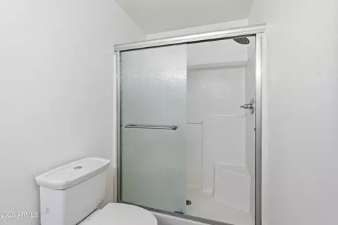 Bath - 9354 E Naranja Ave, Mesa, AZ 85209 photo 4 of 5